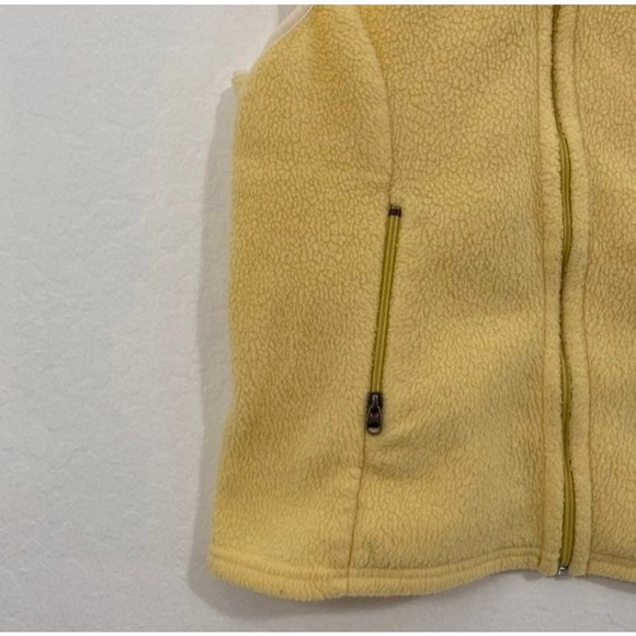 Patagonia Women's L Synchilla Yellow Full Zip Fleece Mock Neck Vest Sleeveless P - Picture 4 of 6